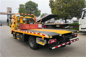 平江区道路救援拖车报价