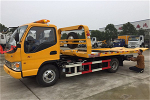 平江区哪里有拖车服务