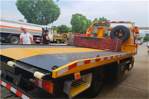 平江区附近拖车电话号码服务